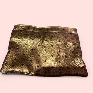 MCM Metallic Visetos Medium Clutch